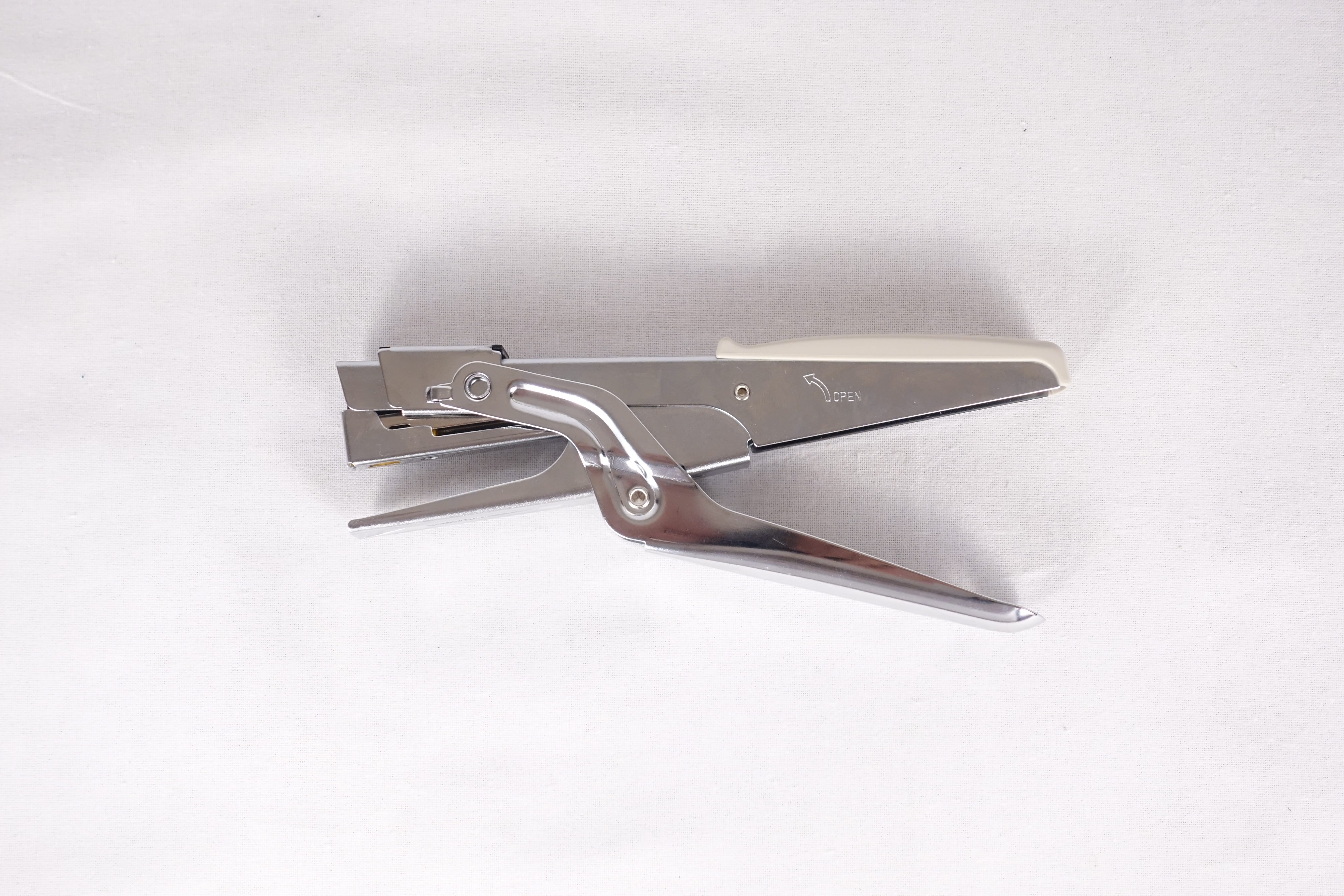 Kangaroo Stapler